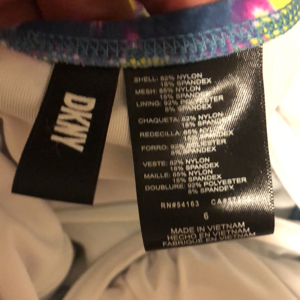 New Ruffle Plunge Tummy-Control One-Piece Swimsuit - Picture 12 of 15